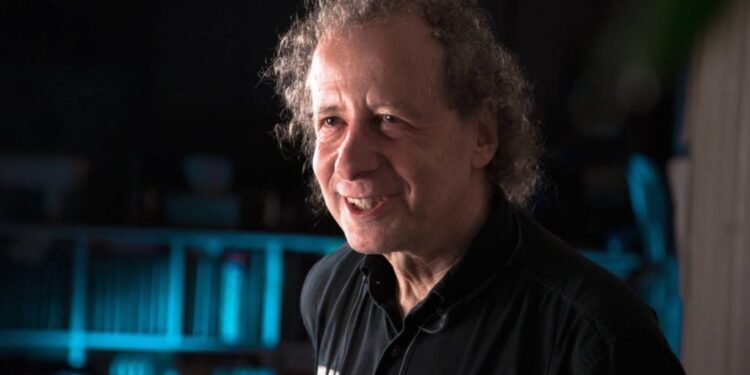 Still the Smartest Man in the Room — at 83 Howard Bloom’s Contemporaries Are Writing Memoirs. He’s Designing Humanity’s Future in Space. Still the Smartest Man in the Room — at 83 Howard Bloom’s Contemporaries Are Writing Memoirs. He’s Designing Humanity’s Future in Space.